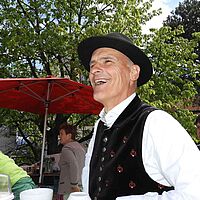 Blütenfest im Apfeldorf Puch